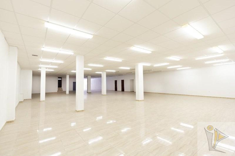 For sale of commercial in Otura