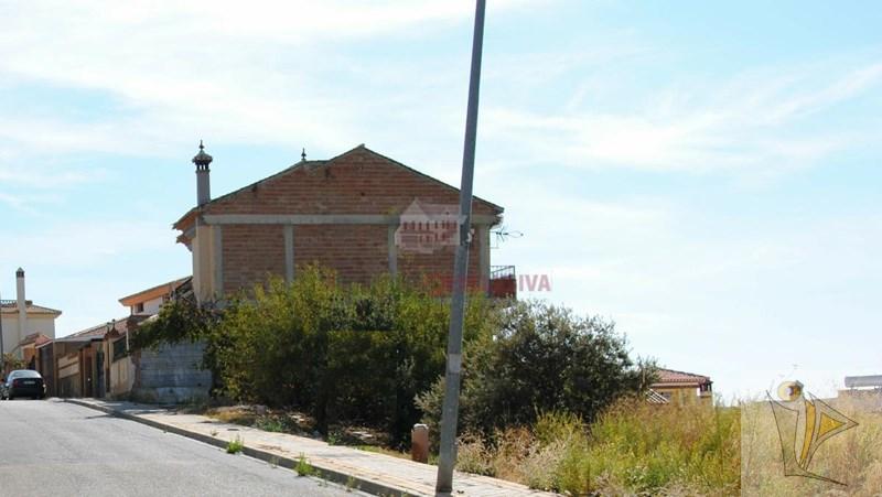 For sale of land in Jun