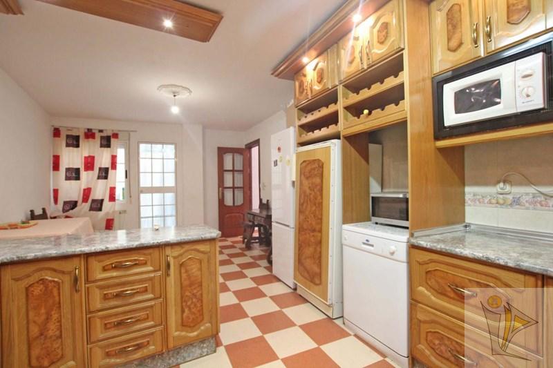 For sale of house in Quéntar