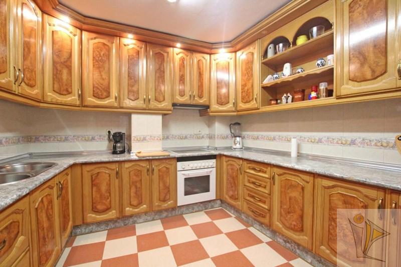 For sale of house in Quéntar