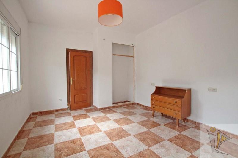 For sale of house in Quéntar