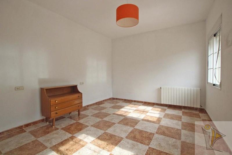 For sale of house in Quéntar