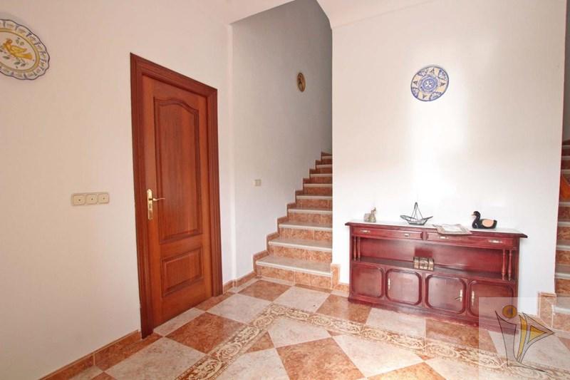 For sale of house in Quéntar