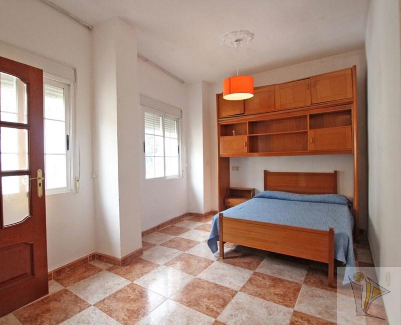 For sale of house in Quéntar