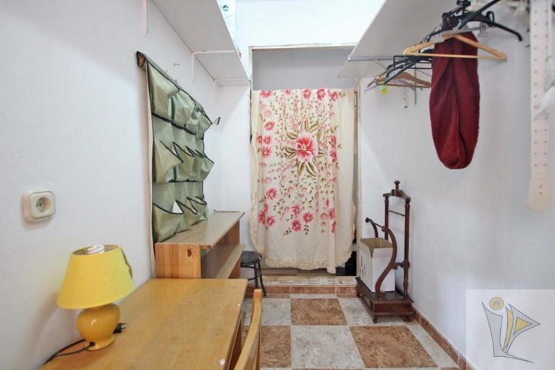 For sale of house in Quéntar