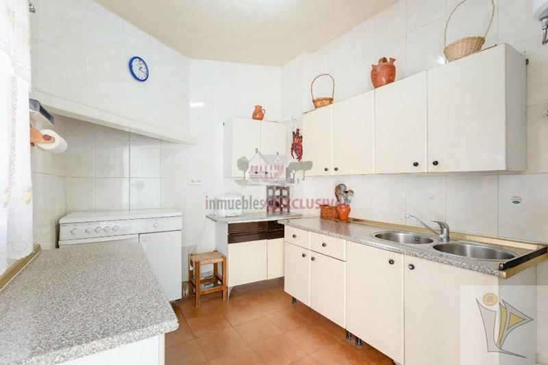 For sale of chalet in Huétor Vega