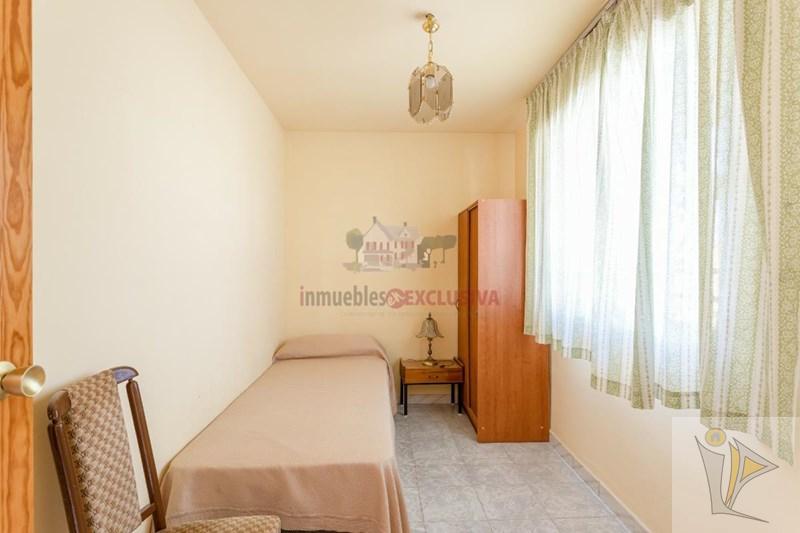 For sale of chalet in Huétor Vega
