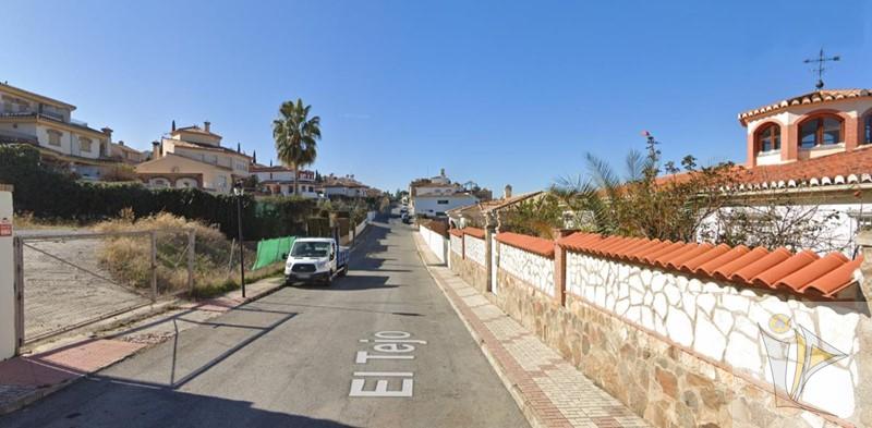 For sale of land in Monachil