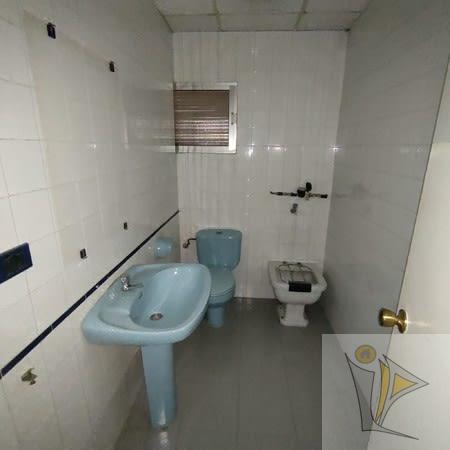 For sale of commercial in Granada