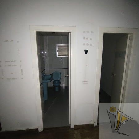For sale of commercial in Granada