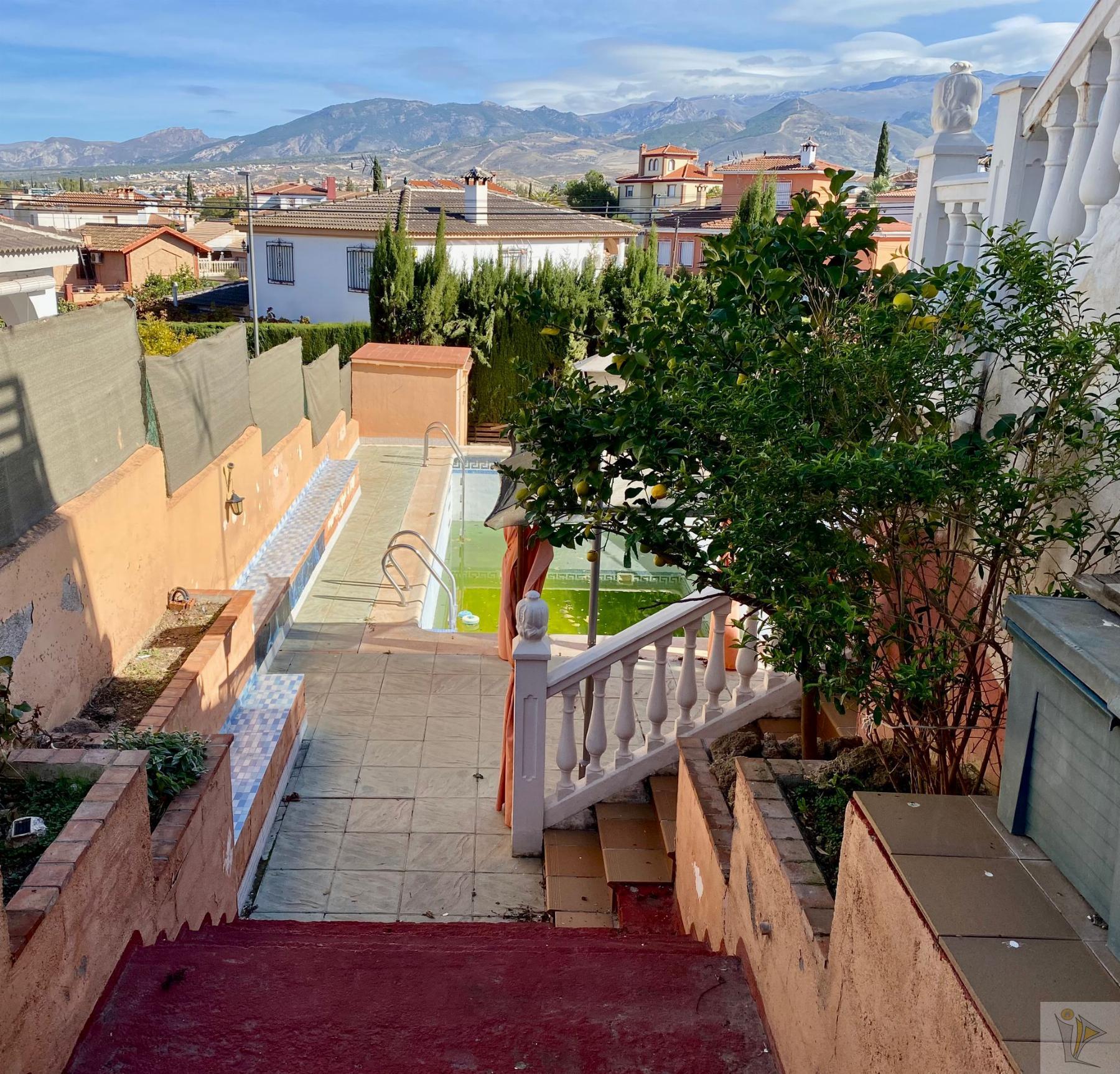For sale of chalet in Otura