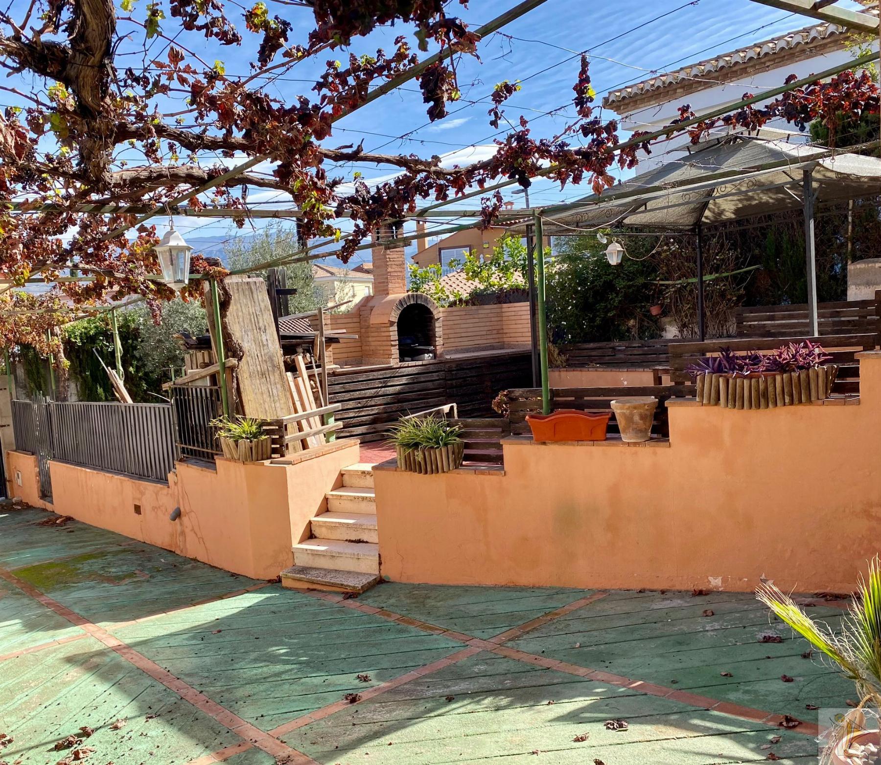 For sale of chalet in Otura