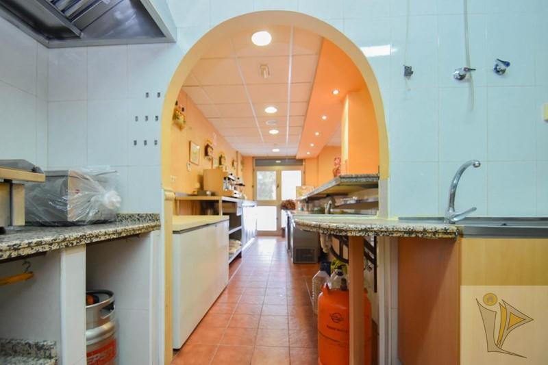 For sale of commercial in Las Gabias