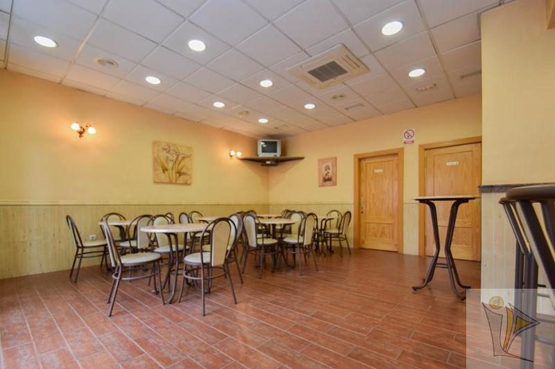 For sale of commercial in Las Gabias