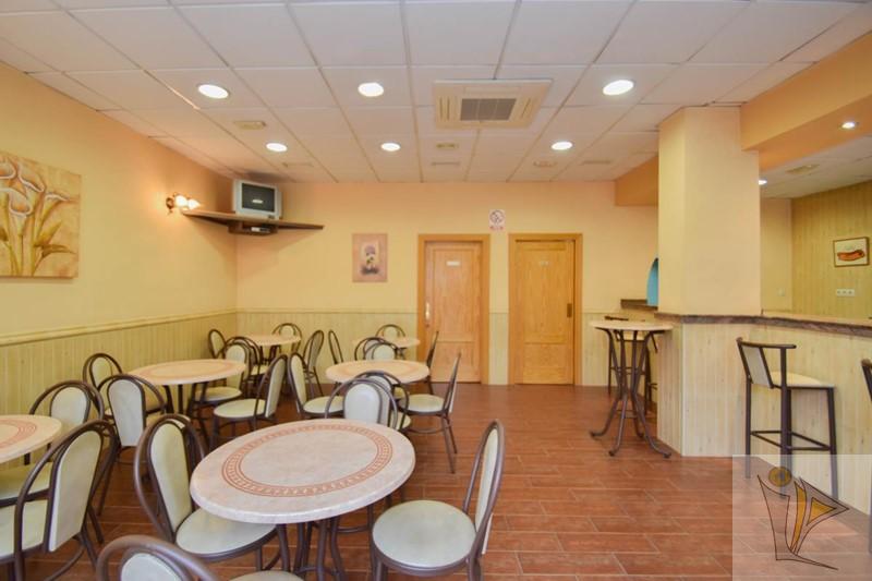 For sale of commercial in Las Gabias