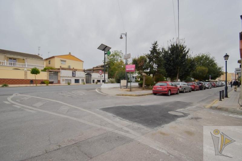 For sale of commercial in Las Gabias