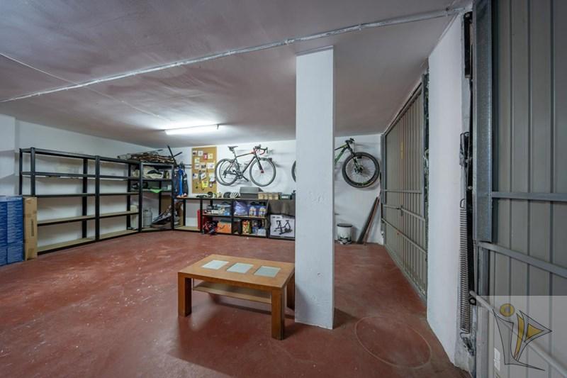 For sale of house in La Zubia