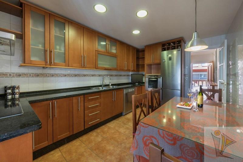 For sale of house in La Zubia