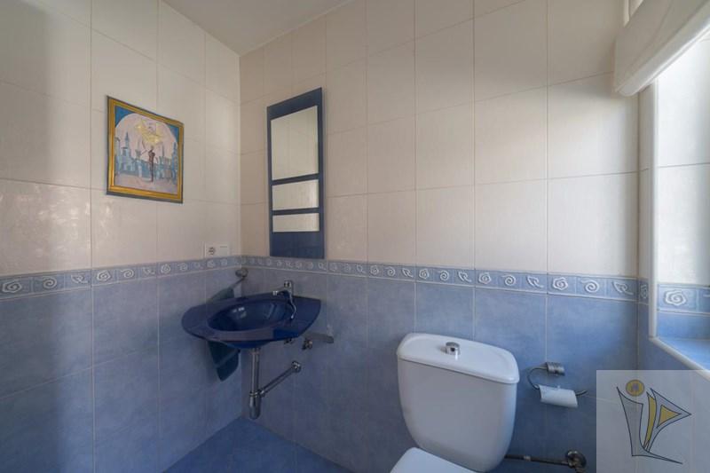 For sale of house in La Zubia