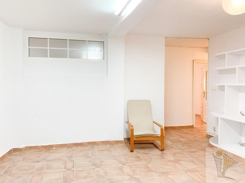 For sale of flat in Granada