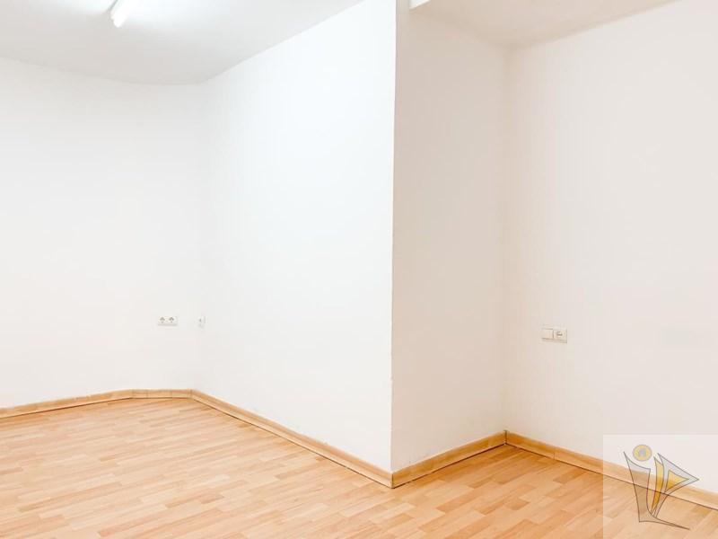 For sale of flat in Granada