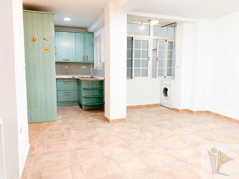 For sale of flat in Granada