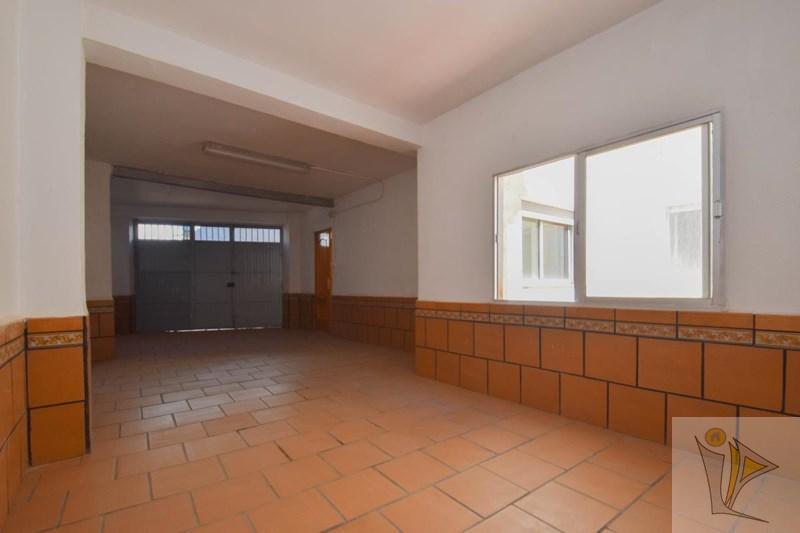 For sale of house in Otura