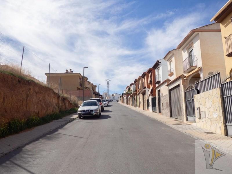 For sale of land in Otura
