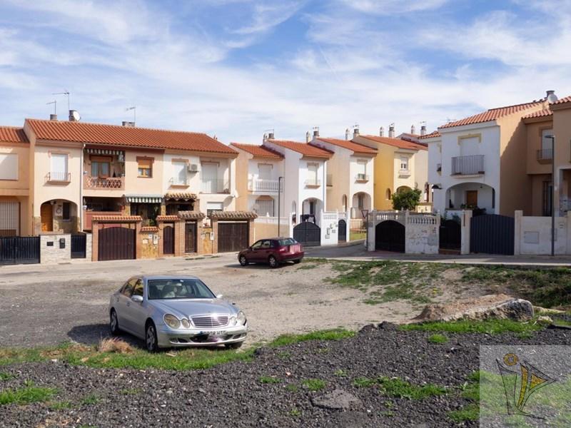 For sale of land in Otura