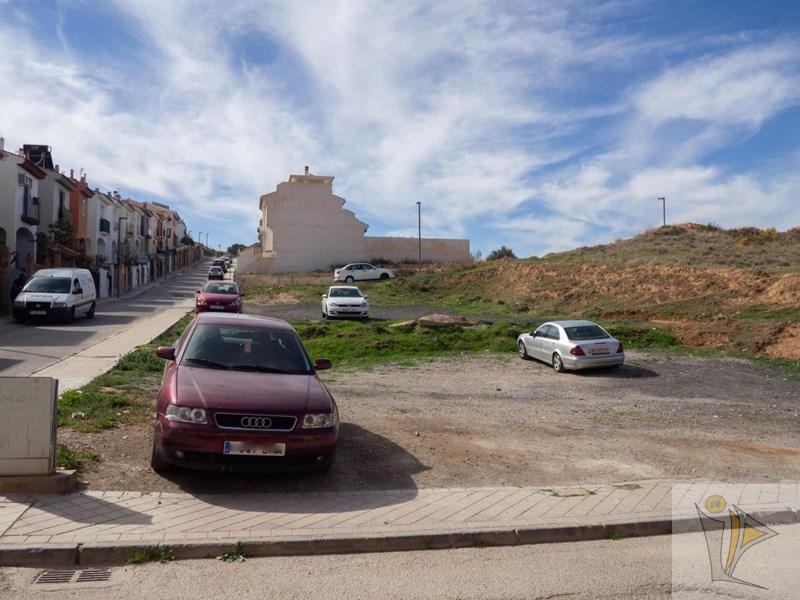 For sale of land in Otura