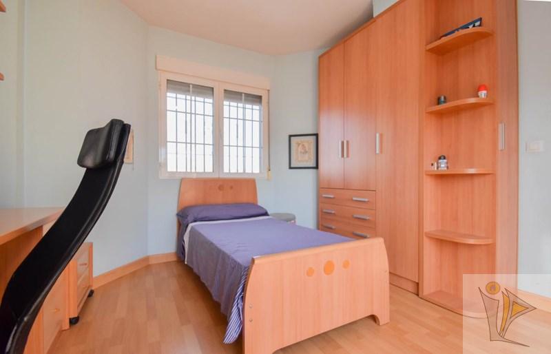 Venta de chalet en Alhendín