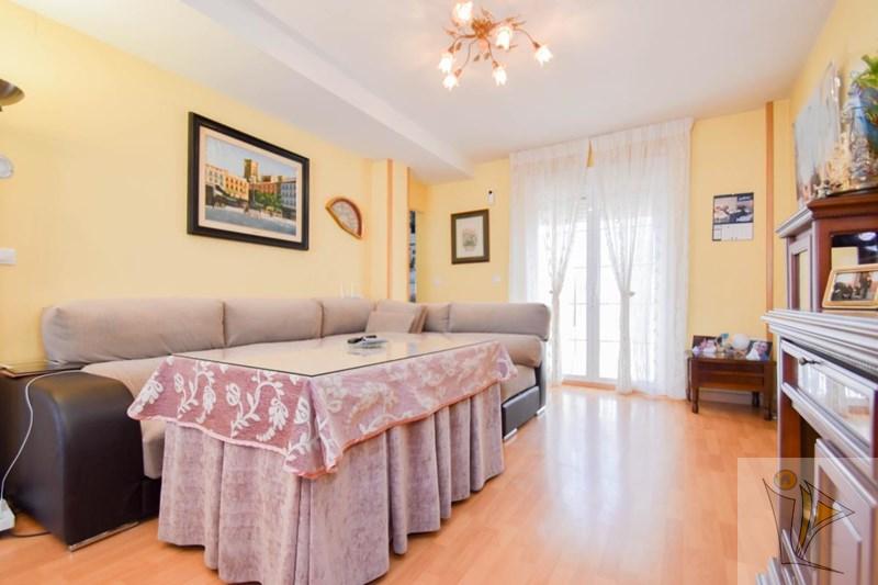 Venta de chalet en Alhendín