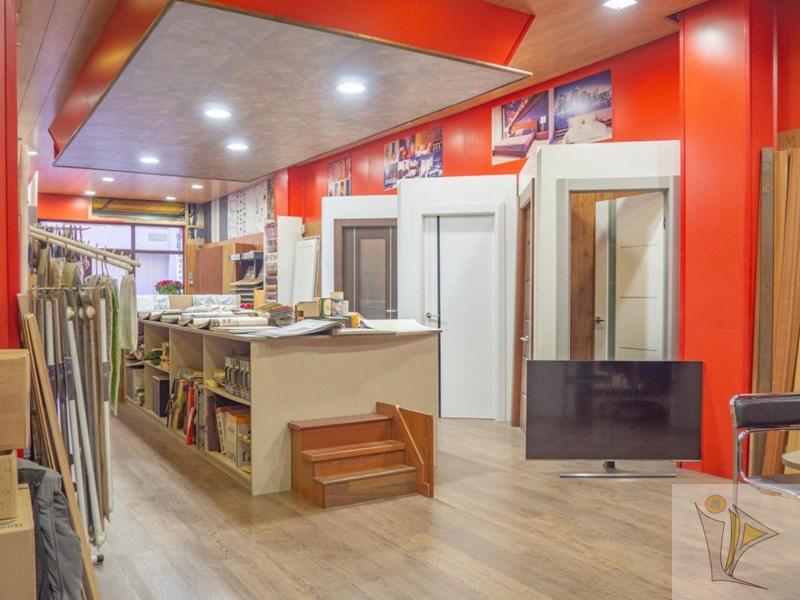 Venta de local comercial en Granada