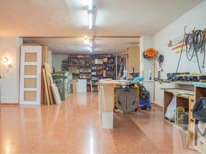 Venta de local comercial en Granada