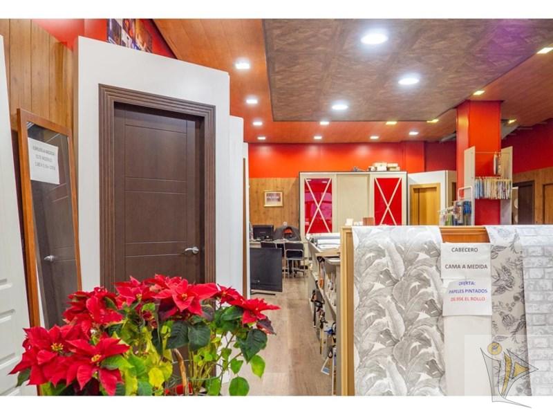 Venta de local comercial en Granada