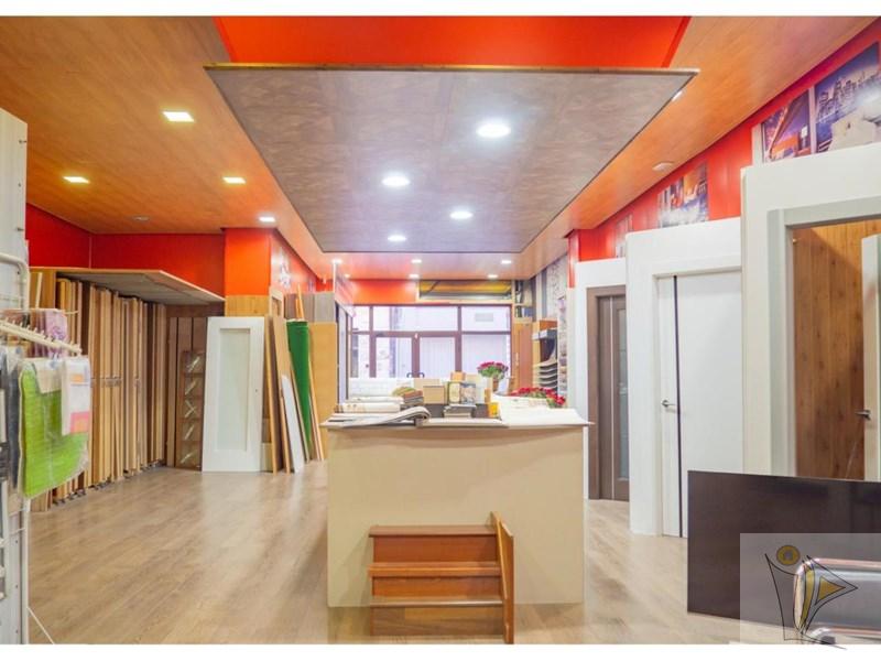 Venta de local comercial en Granada