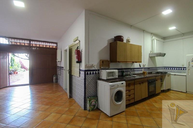 For sale of chalet in Atarfe