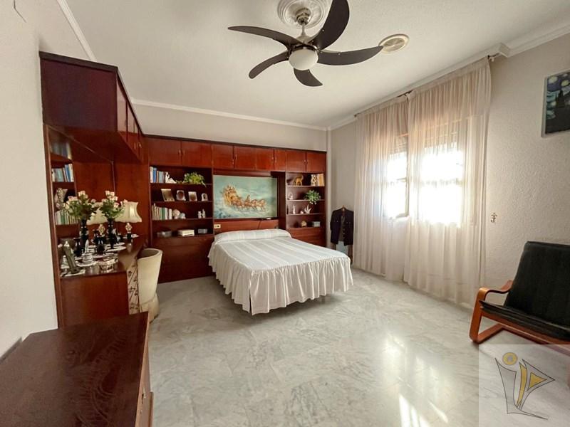 For sale of chalet in Atarfe