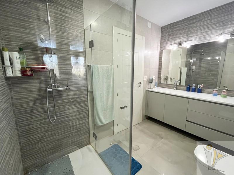 For sale of chalet in Atarfe