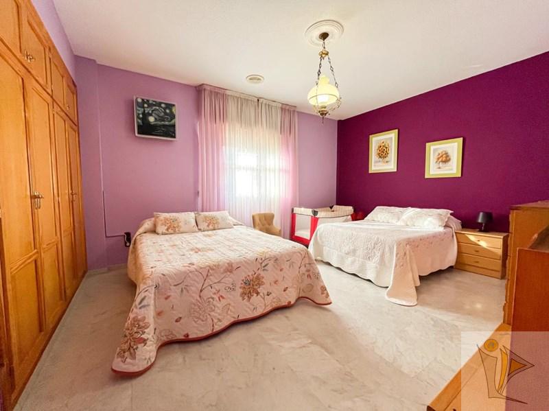 For sale of chalet in Atarfe