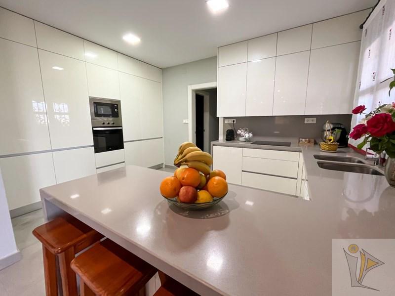 For sale of chalet in Atarfe