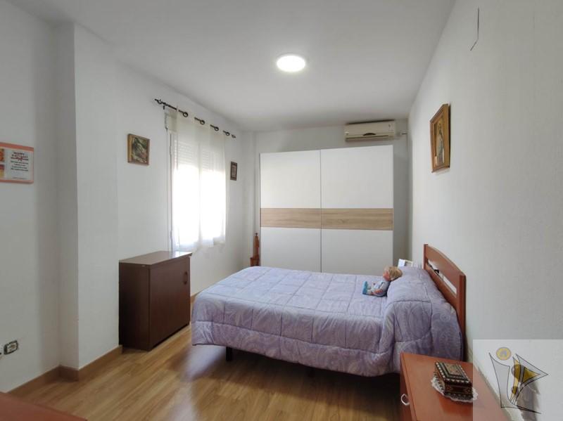 For sale of flat in Fuente Vaqueros