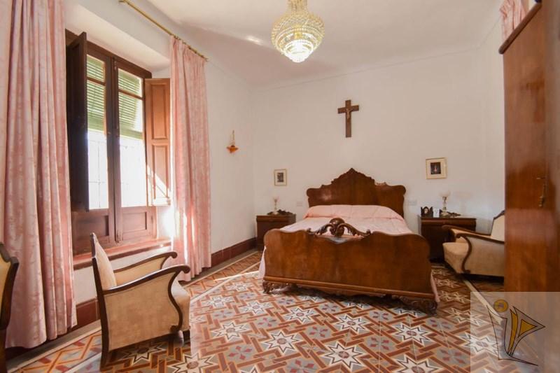 For sale of house in Pinos Puente