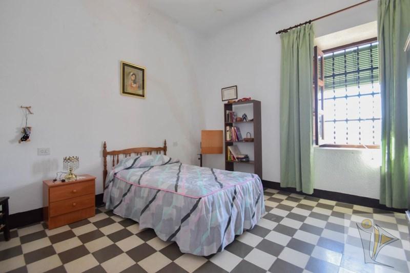 For sale of house in Pinos Puente