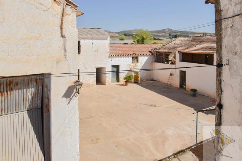 For sale of house in Pinos Puente