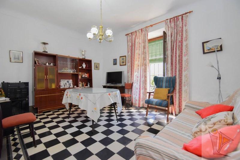 For sale of house in Pinos Puente