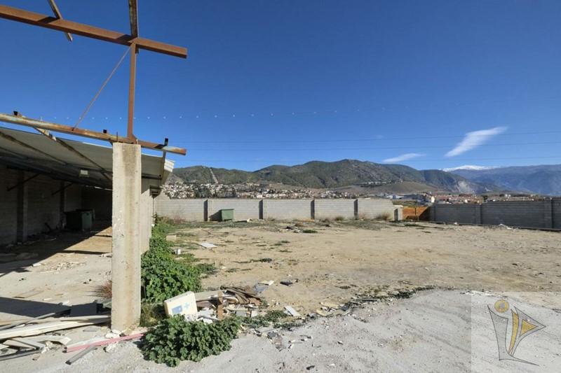 Venta de finca rústica en Padul
