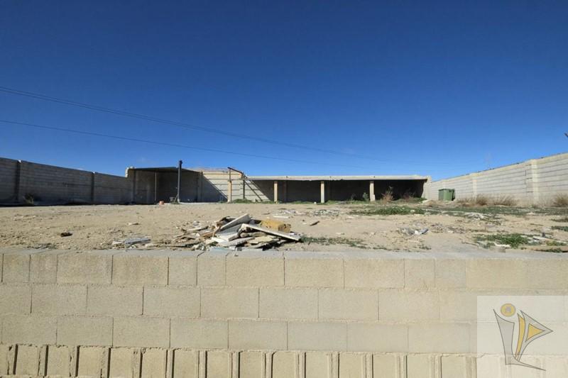 Venta de finca rústica en Padul