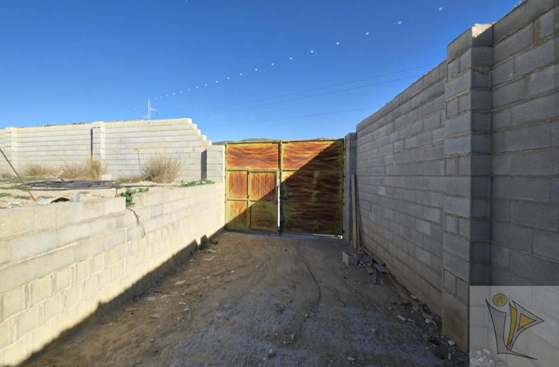 Venta de finca rústica en Padul