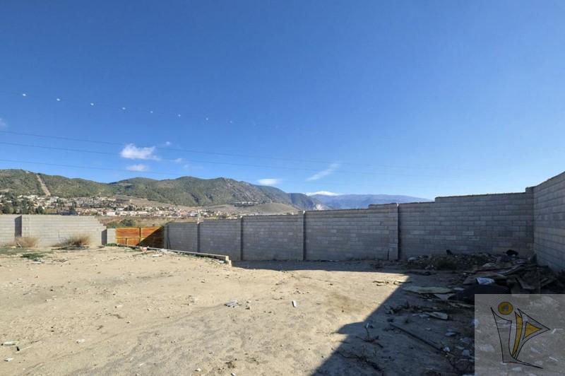Venta de finca rústica en Padul